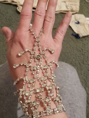Crystal Silver Hand Chain Bracelet - Women Jewelry
